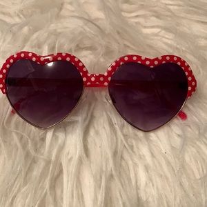 Cute ♥️♥️ Red Polka Dot Sunnies